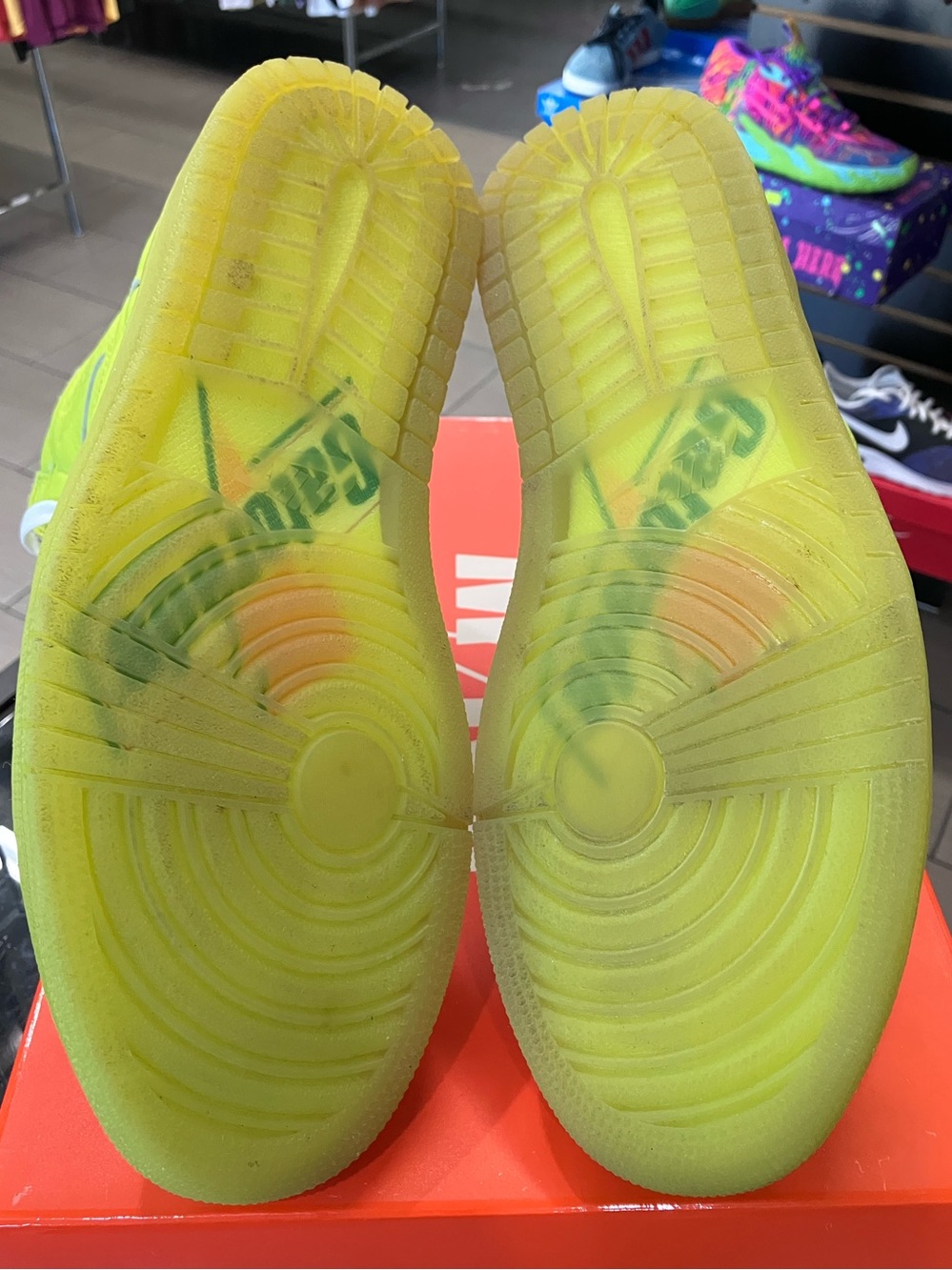 Air Jordan 1 Retro High Gatorade Cyber Size 10 - Picture 7 of 9